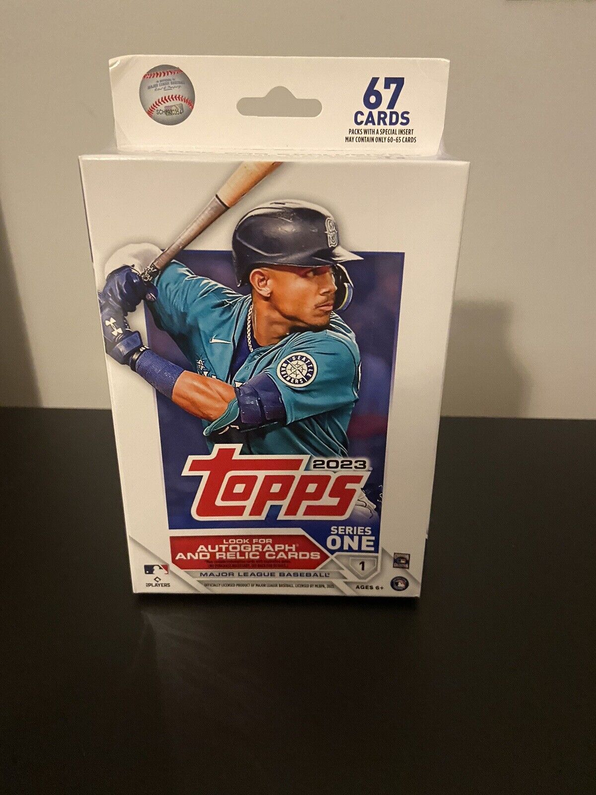 TOPPS 2023 SERIES 1 Baseball Hanger
